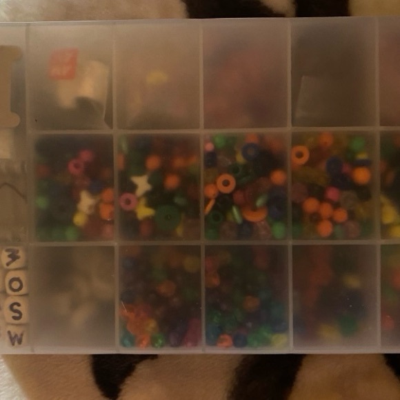 Colorful Bead Collection Kit - Picture 4 of 4